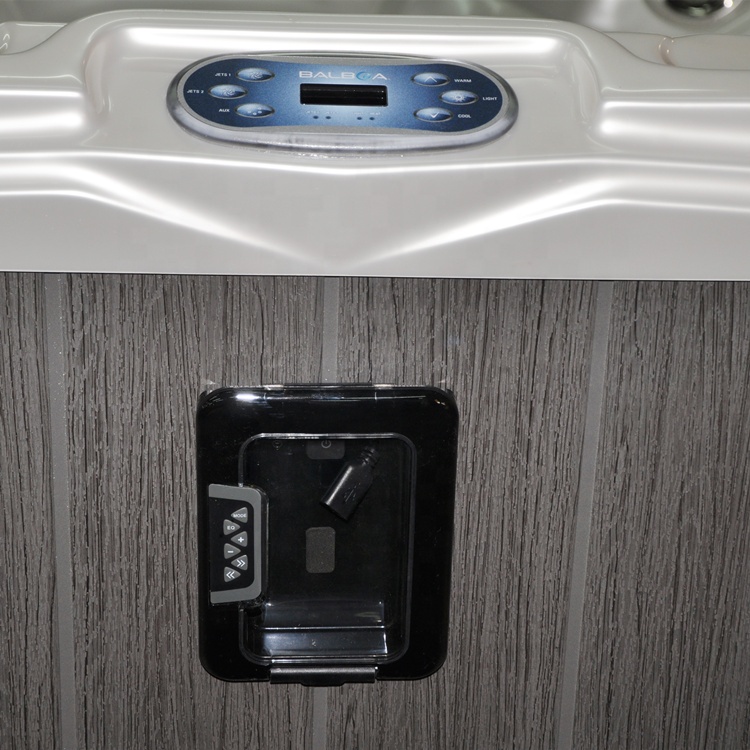 Deluxe Family Pool whirlpool O - Spa Wellness Family recension och pris